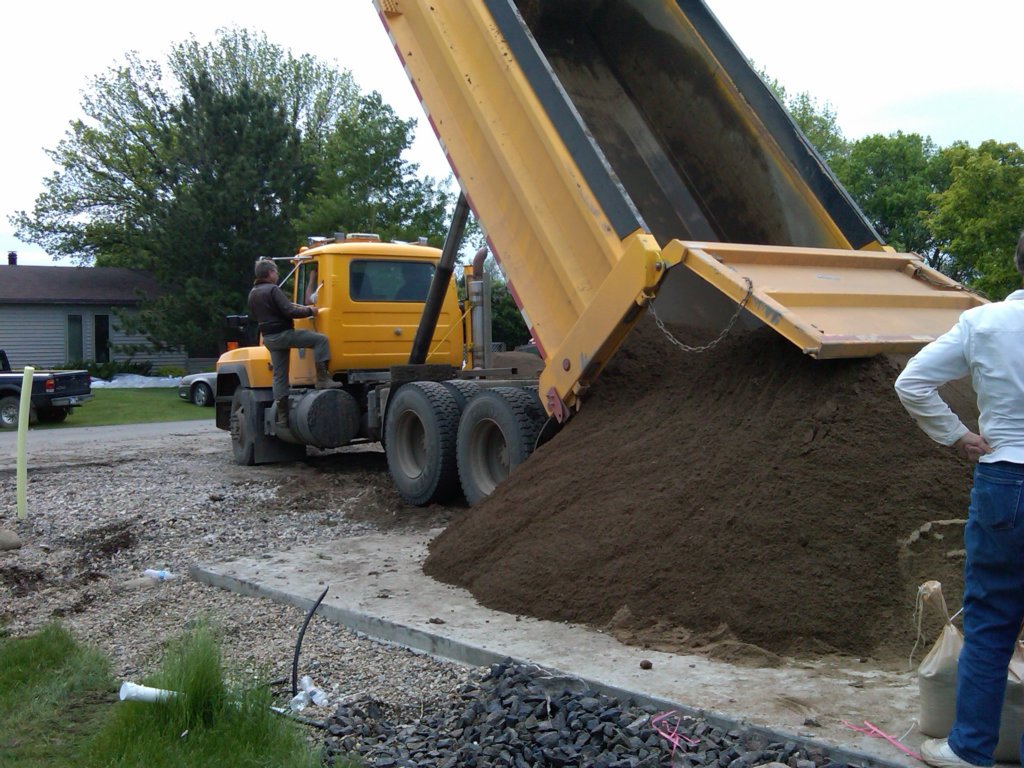 bb38201105291937.jpg