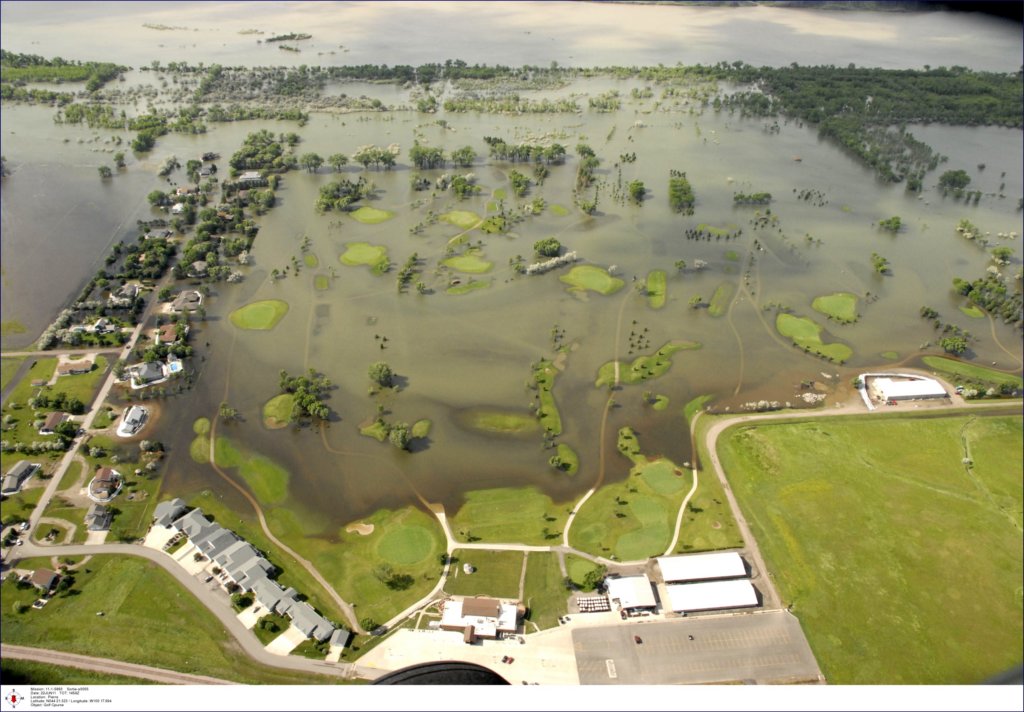 fairwayaerialfromnorth62211.jpg