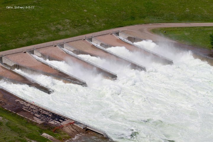oahespillway6511a.jpg